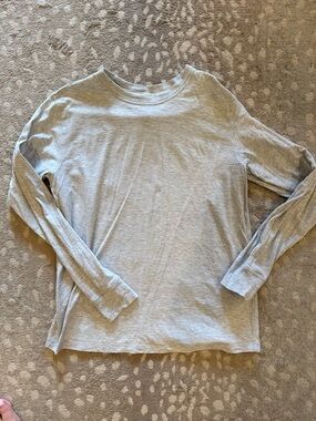 lululemon athletica Heather Gray Long Sleeve Crew